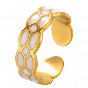 Elegant Gold and White Women's Ring